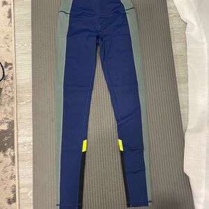 Victoria's Secret Sport Leggings in Blue and Green
